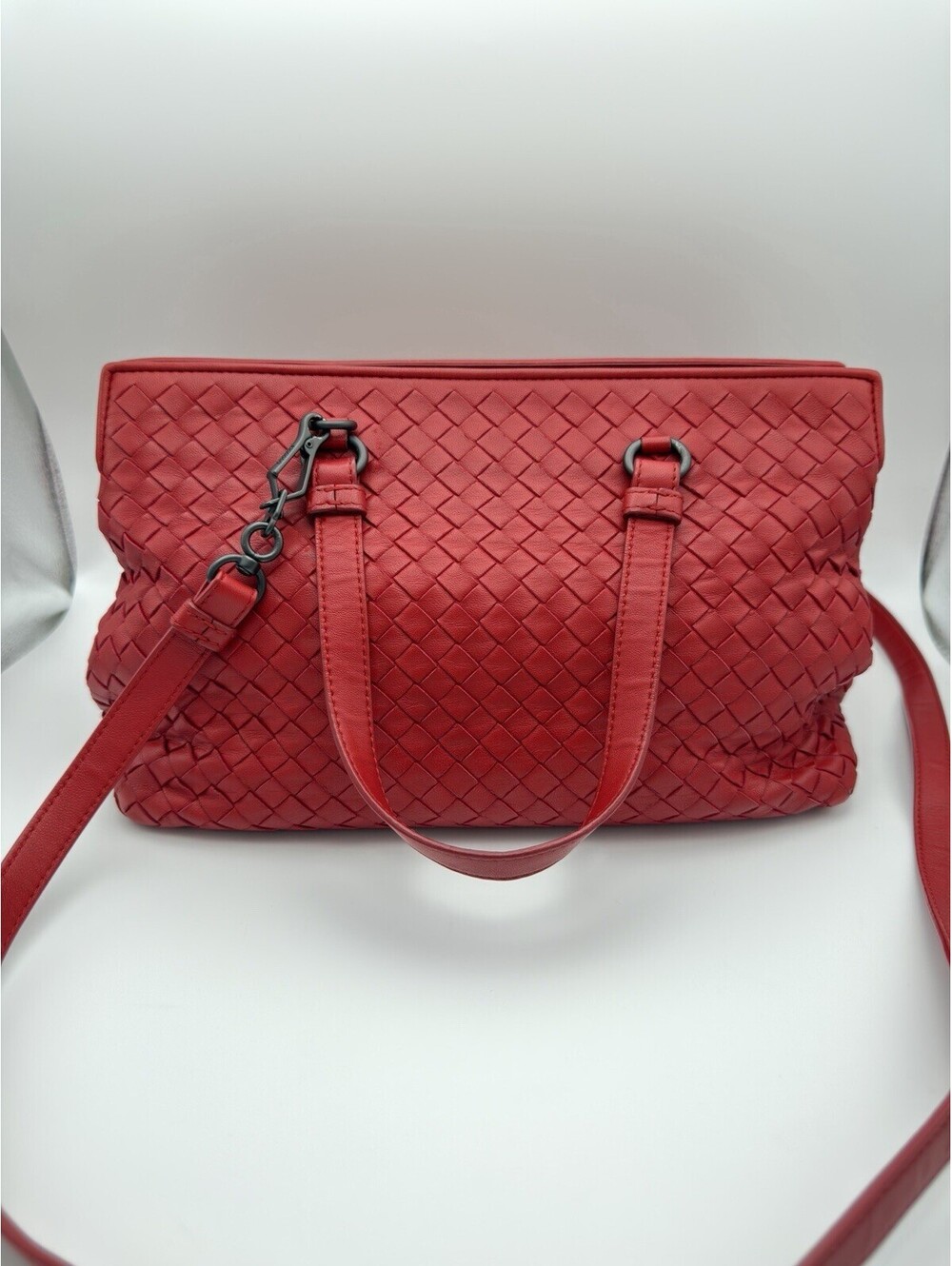 Bottega Veneta 2-Pocket Convertible Intrecciato Nappa Red Leather Tote Bag COA